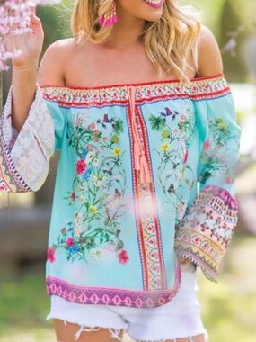 Umgee Top Bell Sleeve floral Blouse